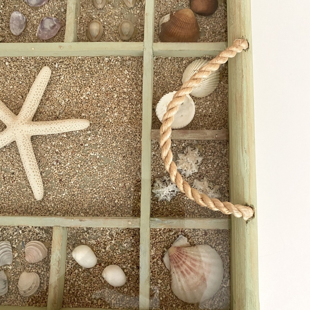 Shadowbox Tray Seashell Collection Mint Green Washed Wood Rope Handles - Picture 5 of 8